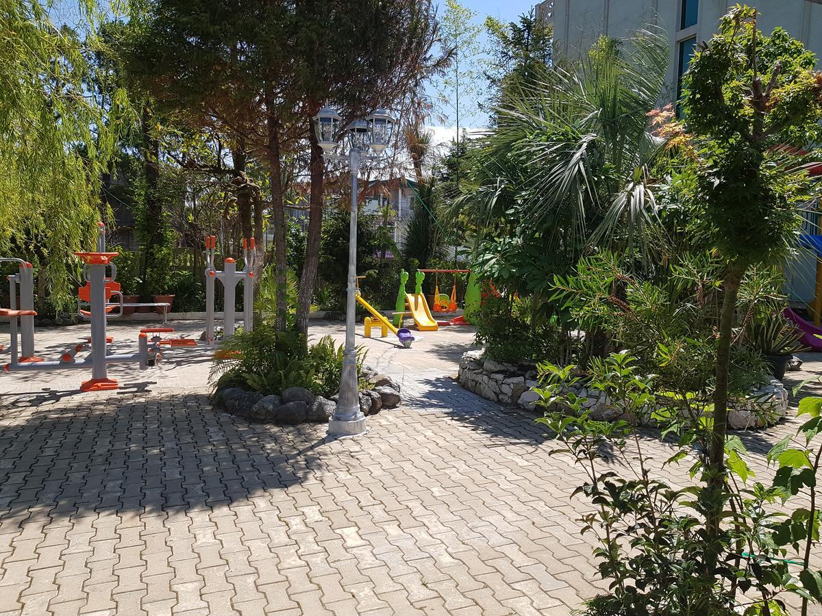 National Hotel Kobuleti Esterno foto